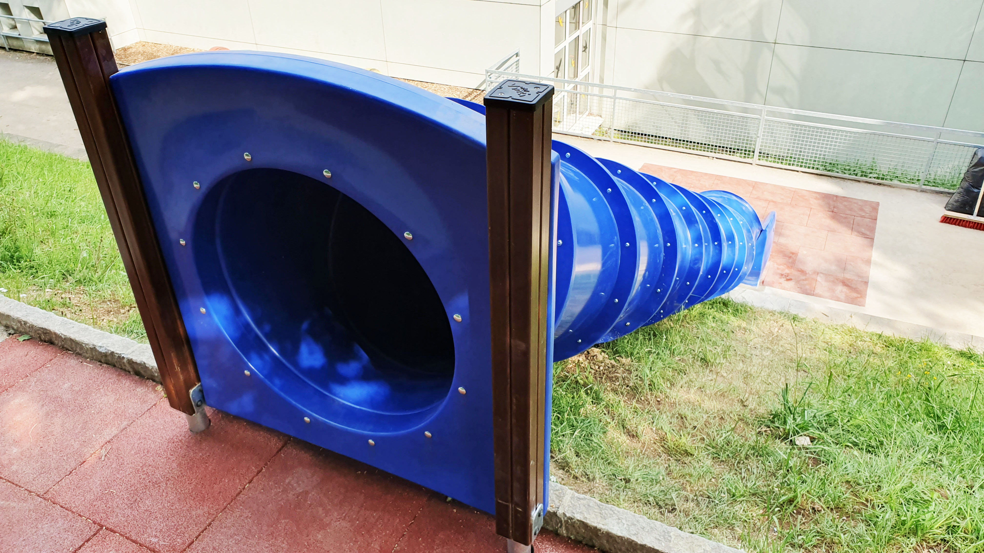 Toboggan de talus conçus sur mesure Lactell Sàrl